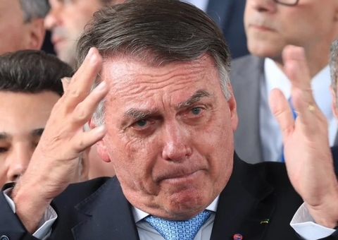 Bolsonaro pode precisar de nova cirurgia, afirma médico