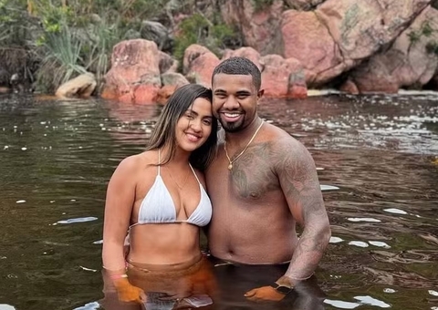 Ex-namorada de Davi Brito, Adriana Paula, perde bebê