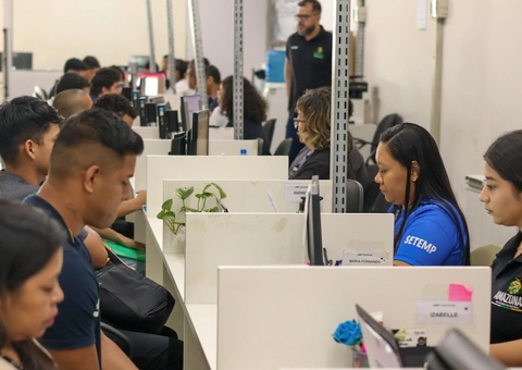 Operadora de caixa, motorista e mais: confira as 148 vagas do Sine Amazonas