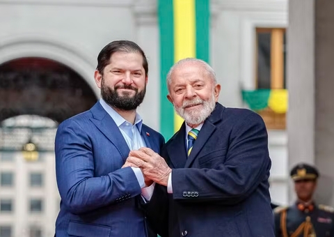 Lula recebe presidente do Chile, Gabriel Boric, no Palácio do Planalto