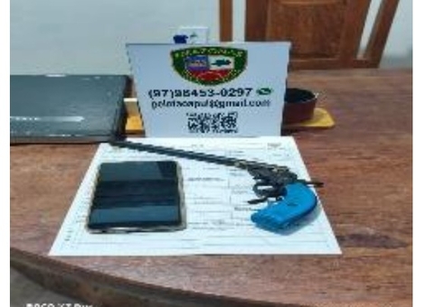 Padrasto é preso suspeito de ameaçar atirar na enteada em Apuí