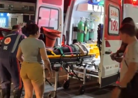 Motociclista atropela estudante sobre faixa de pedestres na Avenida das Flores