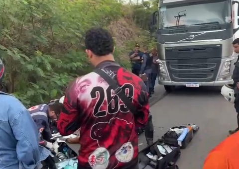 Morre mulher arrastada por carreta na Av. Autaz Mirim