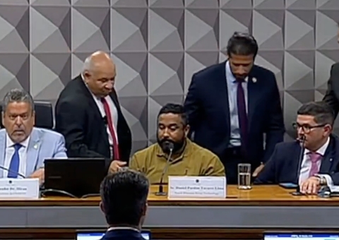 Empresário é preso por falso testemunho durante sessão da CPI das Bets; vídeo