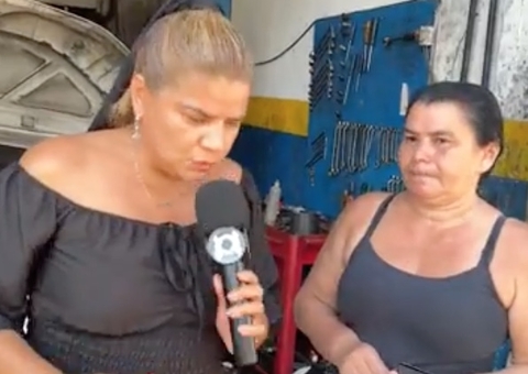 AO VIVO: Cratera da Águas de Manaus coloca em risco residência no Lírio do Vale 2