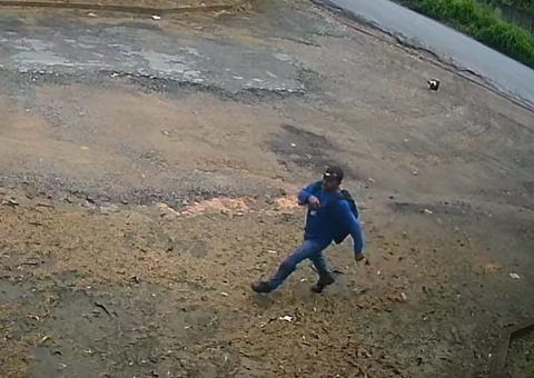 Vídeo mostra assassinos perseguindo jovem no Puraquequara; vítima foi degolada