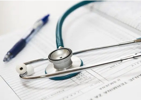 Hospital é condenado por descumprir contrato sobre atendimento de servidores em Manaus