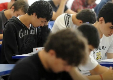 Enem 2025: prazo para pedir isenção da taxa acaba nesta sexta