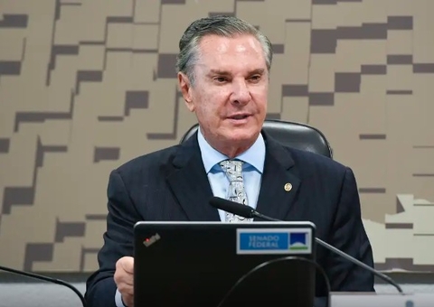 Collor pode receber parentes em prisão domiciliar, mas precisa avisar se for a médico