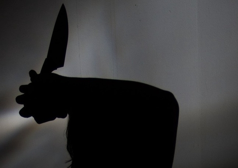 Polícia investiga caso de homem morto a facadas no São José