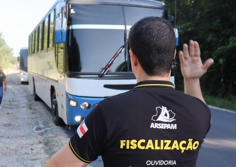 Táxi, ônibus e micro-ônibus são multados por transporte irregular na AM-010
