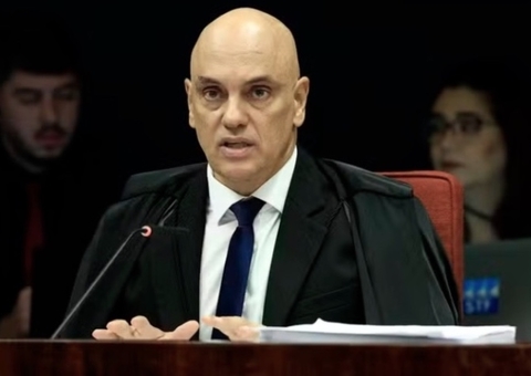 'Alguns querem transformar STF na Revista Caras', diz Moraes