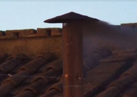 Conclave termina 1º dia sem eleger sucessor do papa Francisco