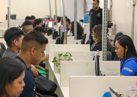 Atendente, vendedor e mais: confira mais de 300 vagas de emprego no Sine Amazonas