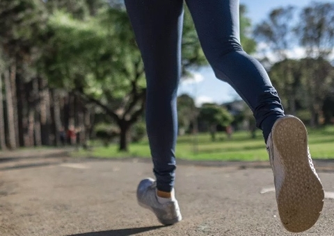Trânsito é alterado para corrida na Avenida André Araújo neste domingo