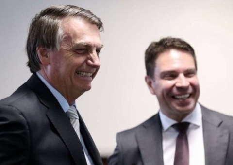 Moraes e Zanin votam por manter processo contra Ramagem no STF