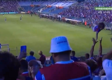 Com dois de Lucero, Fortaleza brilha e goleia o Juventude pelo Brasileirão