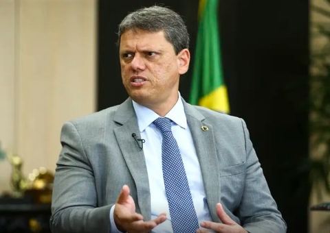 Tarcísio diz nos Estados Unidos que não existe direita sem Bolsonaro