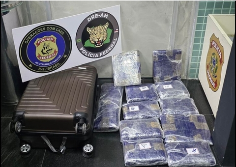 Passageira é presa com cerca de 14 kg de skunk no aeroporto de Manaus