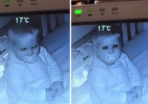 Mãe espia bebê pela câmera e se depara com cena inesperada