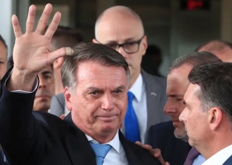General ameaçou prender Bolsonaro em caso de golpe, afirma ex-comandante da FAB