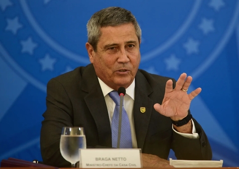 Braga Netto jogava vôlei no 8/1 e ficou surpreso com ataques, diz defesa