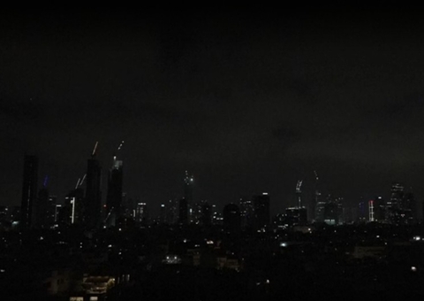 Aeroporto de Teerã é atingido por ataque israelense