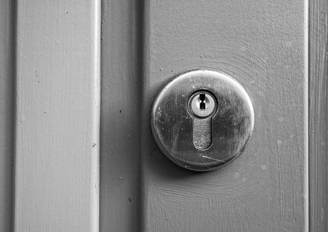 Proprietário não precisa pagar IPTU de imóvel invadido, decide Justiça