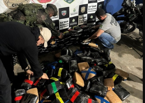 Operação Ágata apreende 226 kg de drogas em embarcação próximo ao Vale do Javari