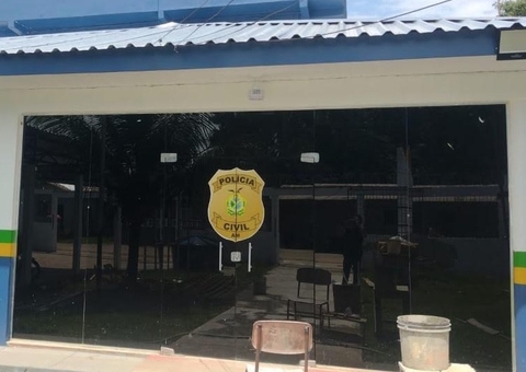 Pela 2ª vez, filho é preso por exigir dinheiro e invadir casa da mãe no Amazonas