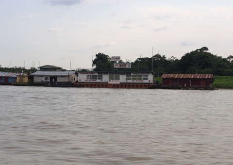 Descarte de lixo no Peru pode ter contaminado Rio Javari; MP investiga