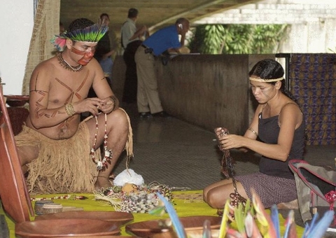 Justiça determina que governo facilite acesso de indígenas a benefícios no Amazonas