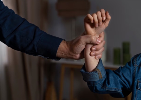 Vereador é preso por maus-tratos contra enteado em Santa Isabel do Rio Negro