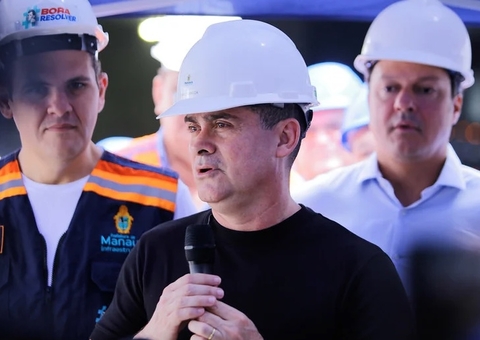 Prefeito de Manaus diz que vai devolver verba usada na obra do viaduto Rei Pelé