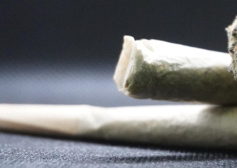 CMM aprova lei que proíbe consumo de maconha em locais públicos de Manaus