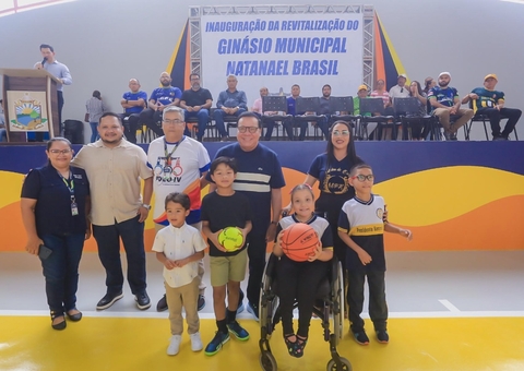 Coari reinaugura Ginásio Poliesportivo Natanael Brasil após revitalização