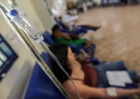 Governo federal lança edital com 500 vagas para médicos do SUS; saiba mais