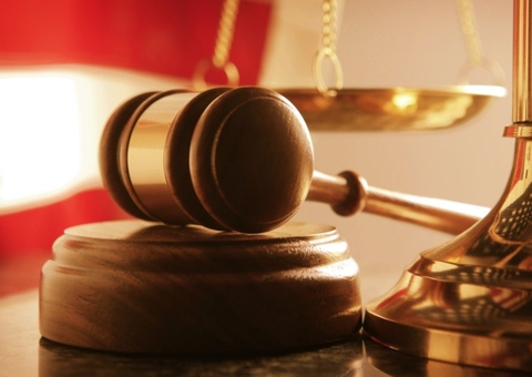 TJAM mantém direito de servidor à correção total de valores de gratificação