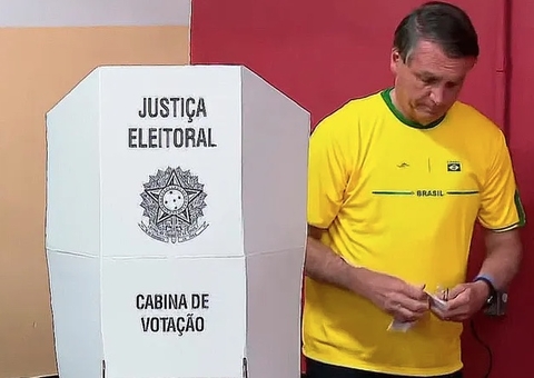 Mauro Cid diz que Bolsonaro buscava fraude nas urnas