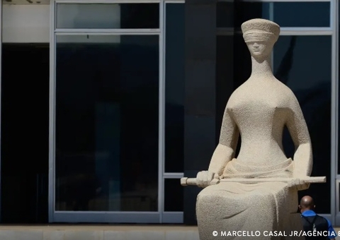 Cármen Lúcia mantém prisão de tenente acusado de matar garimpeiros em Roraima