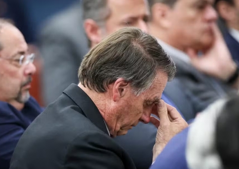 'Não procede a acusação', diz Bolsonaro sobre trama golpista