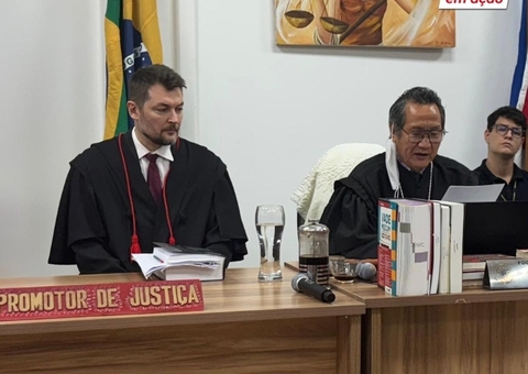 Homem é condenado a 25 anos por matar ex-mulher na frente das filhas no Amazonas