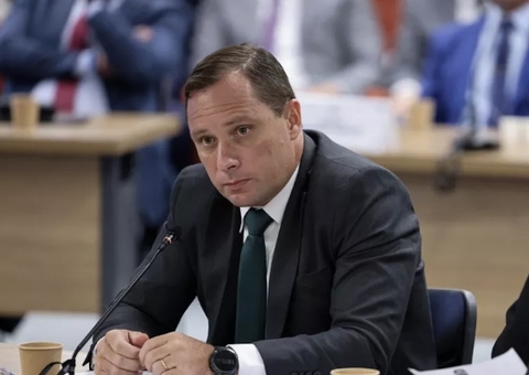 Mauro Cid presta depoimento à PF e nega tentativa de fuga do Brasil