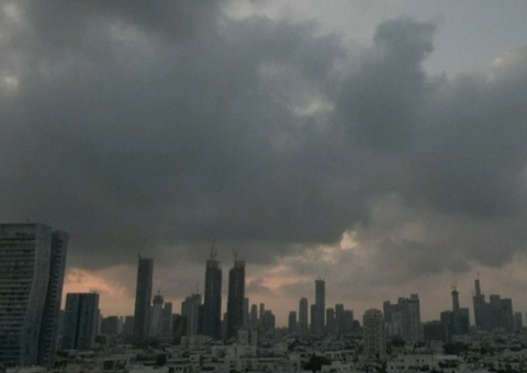 Trump se reúne com equipe de segurança para avaliar ataques ao Irã, diz jornal