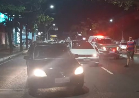 Morador de rua morre após ser atropelado na Av. Djalma Batista