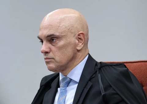 Moraes autoriza retirada de tornozeleira de ré do 8/1 por gravidez de risco