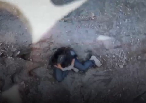 Busca por brasileira que caiu em trilha de vulcão é retomada na Indonésia