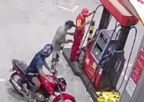 Vídeo mostra assalto a posto de combustíveis na Av. Cosme Ferreira