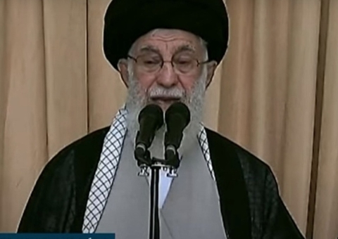 Líder do Irã minimiza ataques dos EUA e fala em vitória sobre Israel