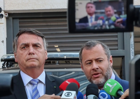 Advogados de Bolsonaro e ex-assessor depõem à PF sobre tentativa de golpe